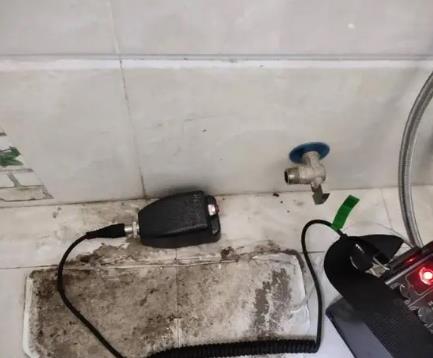 坡头屋顶漏水维修公司分享下卫生间漏水的危害及解决方法